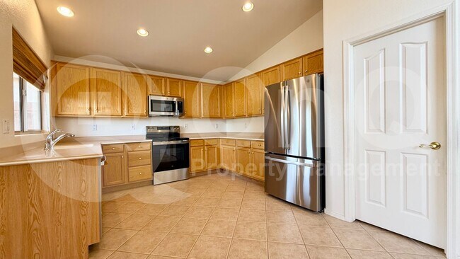 Foto del edificio - 4626 E Thorn Tree Dr