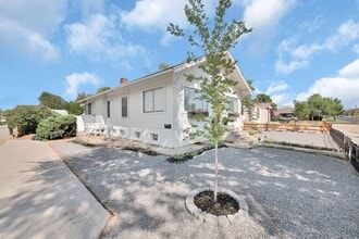 Building Photo - 825 N 7th St