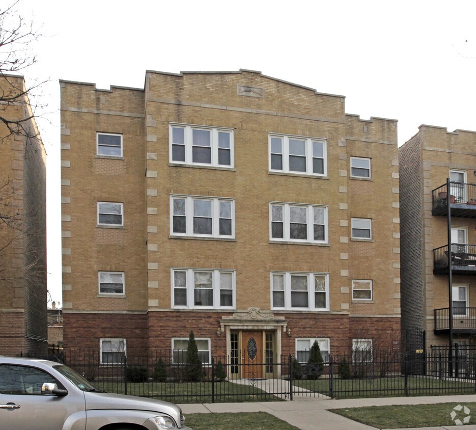 Primary Photo - 6115-6117 N Claremont Ave