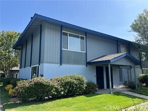 Building Photo - 1107 W Memory Ln