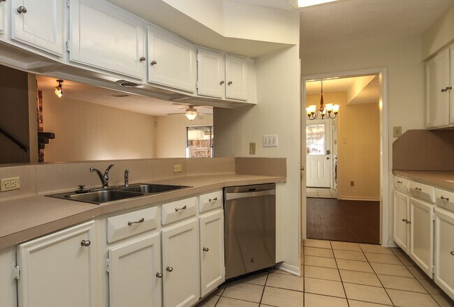 Foto del edificio - 14209 Lost Meadow Ln