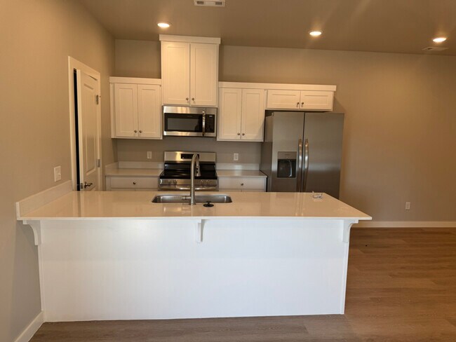 Foto del edificio - 1802 SW Poigai Wy