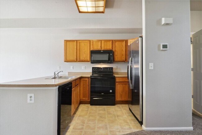 Foto del edificio - 2143 Coronado Pkwy N
