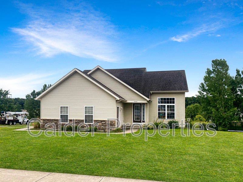 Primary Photo - 2086 Eaststone St SE