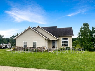 Building Photo - 2086 Eaststone St SE