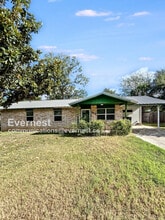 Building Photo - 410 Magnolia St