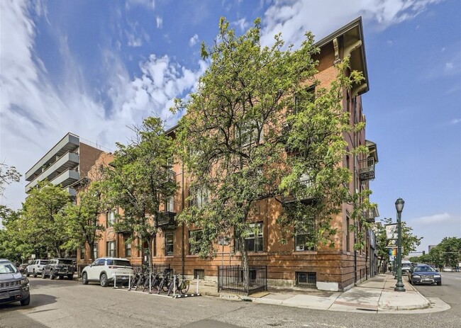 Foto del edificio - 1475 N Humboldt St