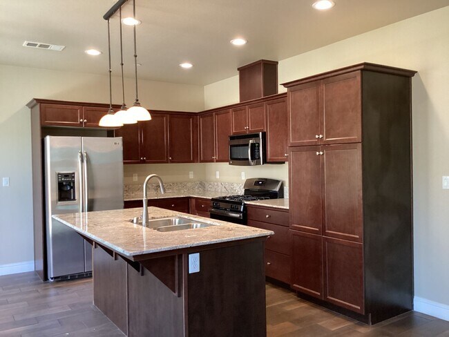 Foto del edificio - 3930 W Prescott Ave
