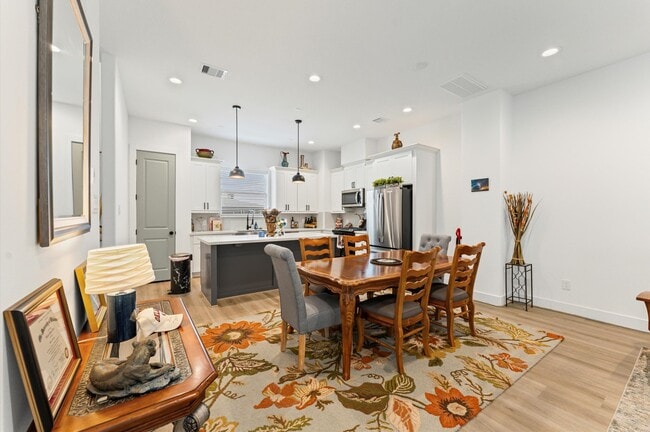 Foto del edificio - 2311 Eagle St