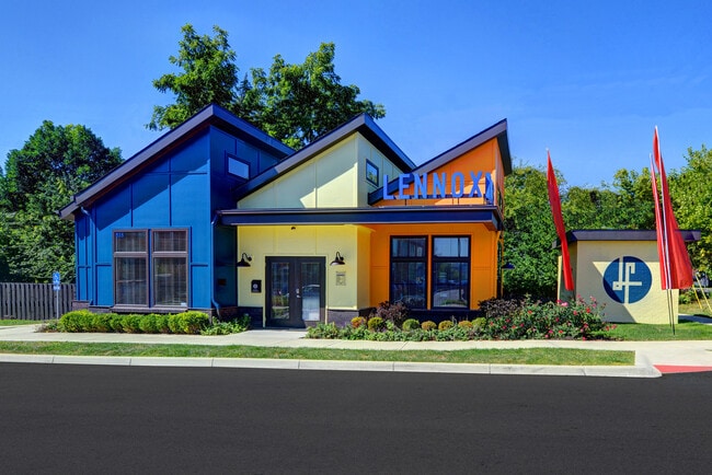 Building Photo - Lennox Flats