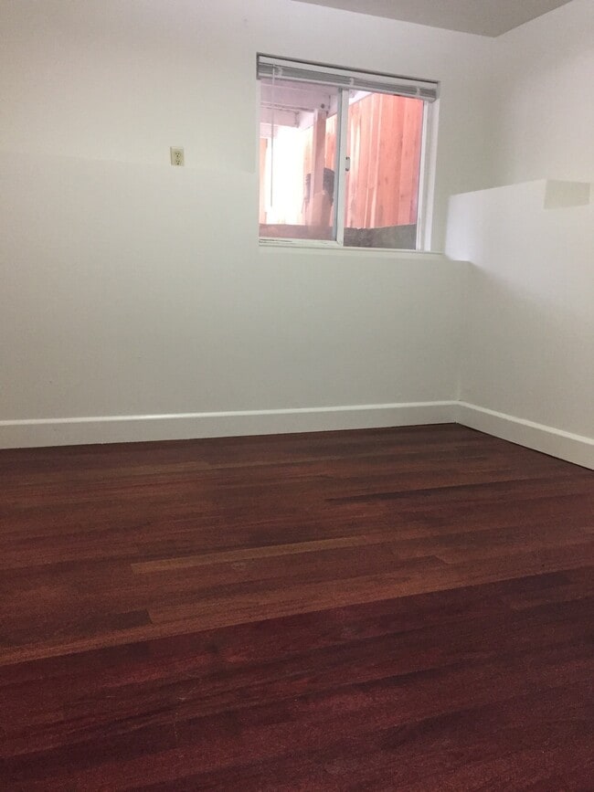 Foto del edificio - 369 Winchester St