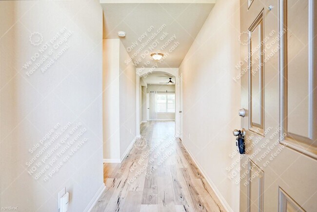 Foto del edificio - 3 br, 2 bath House - 713 Luna Vista Dr