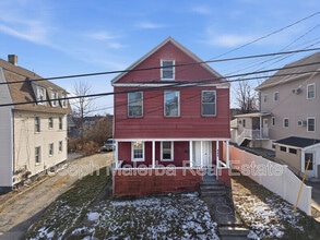 Building Photo - 848 Bank St