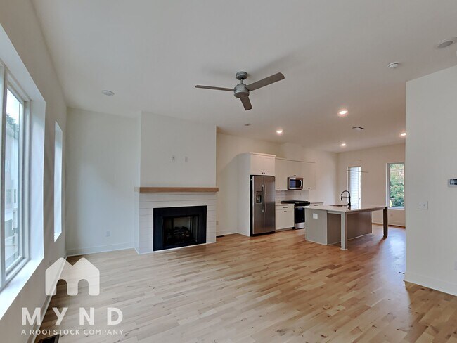 Foto del edificio - 1548 Millwood Pl