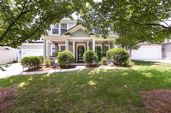 Foto del edificio - Elegant 4-bedroom Home in Desirable Callonwood Neighborhood in Matthews, NC