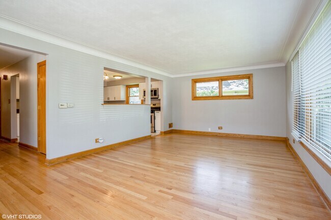 Foto del edificio - 470 N Evergreen Ave