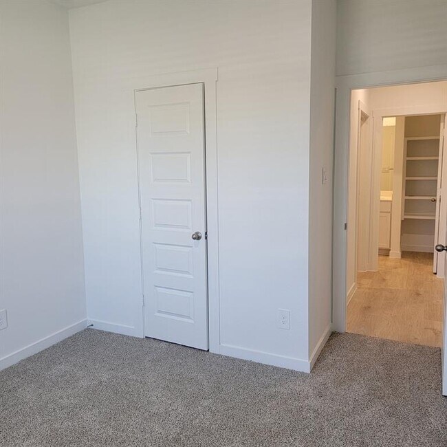 Foto del edificio - 31719 Melkridge Rd