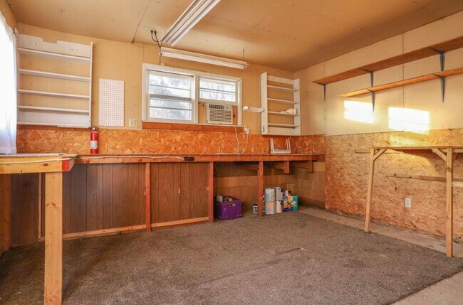 Workshop in garage - 2702 2nd St N