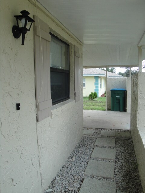Foto del edificio - CLOSE TO SHOPPING AND SCHOOLS AVAIL OCTOBE...