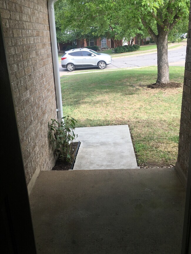 Foto del edificio - 1766 Windy Park Cir