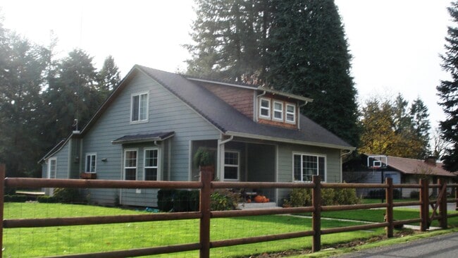 Building Photo - 10717 NE 189th St