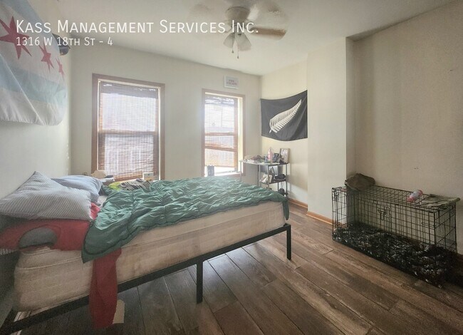 Foto del edificio - 1316 W 18th St