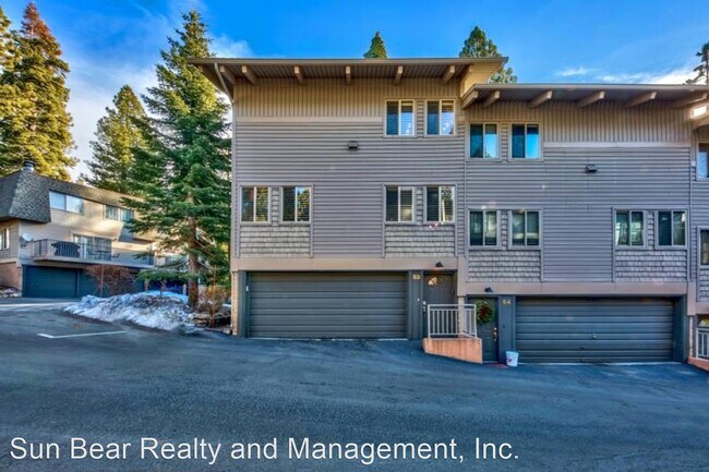 Building Photo - 4 br, 3.5 bath House - 820 Oriole Way #53