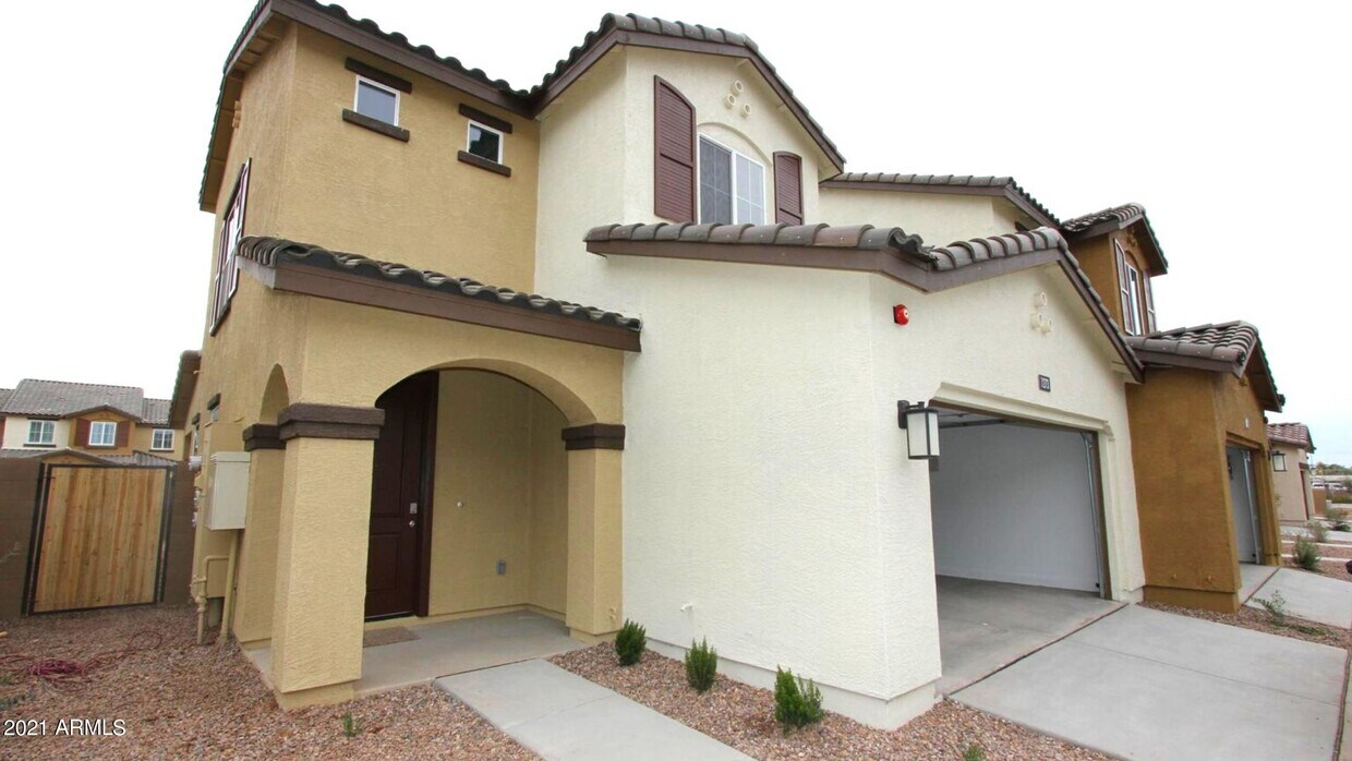 Foto principal - 1273 N Arizona Ave