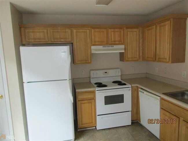 Foto del edificio - 413 Kendall Ln
