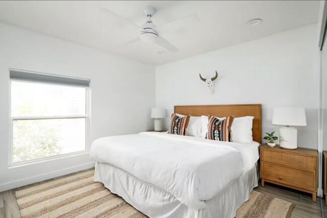 Foto del edificio - 5601 E Sylvia St