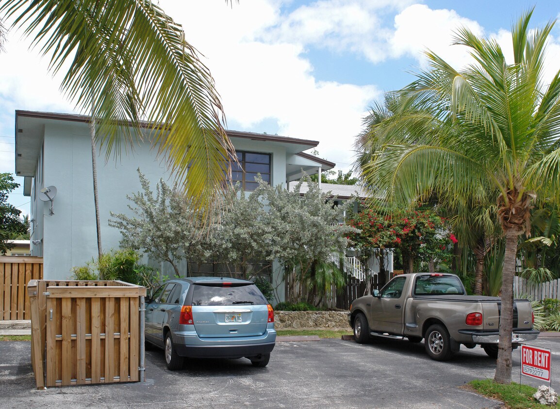 Foto del edificio - 2429 NE 11th St