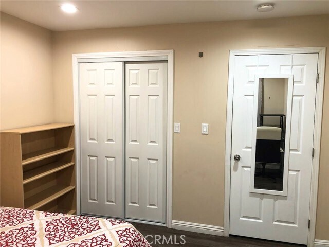 Building Photo - 1299 W 37th Dr