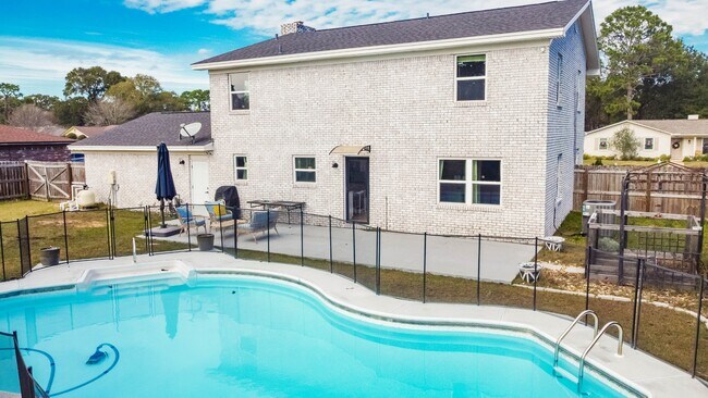 Foto del edificio - 4261 Obregon Dr