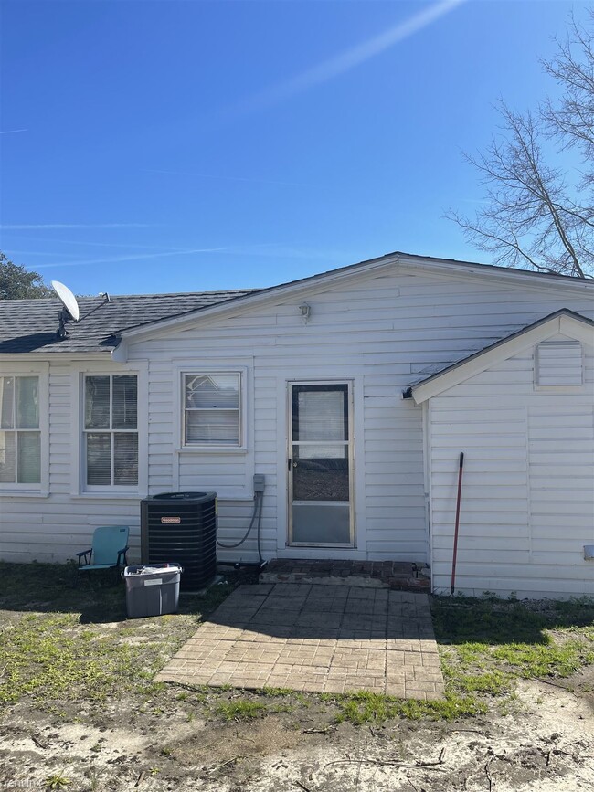 Building Photo - 2 br, 1 bath House - 419 Orange Street