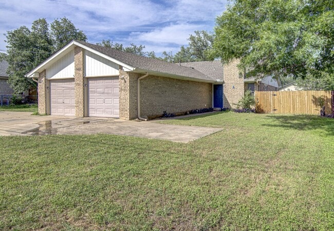 Building Photo - 3603 Rocky Hollow Trail
