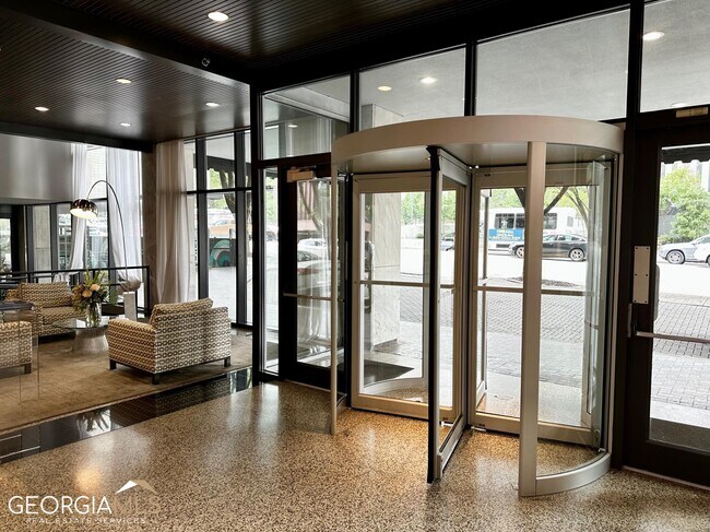 Foto del edificio - 620 Peachtree St NE