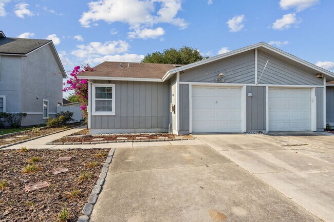 Building Photo - 8821 Ivey Rd