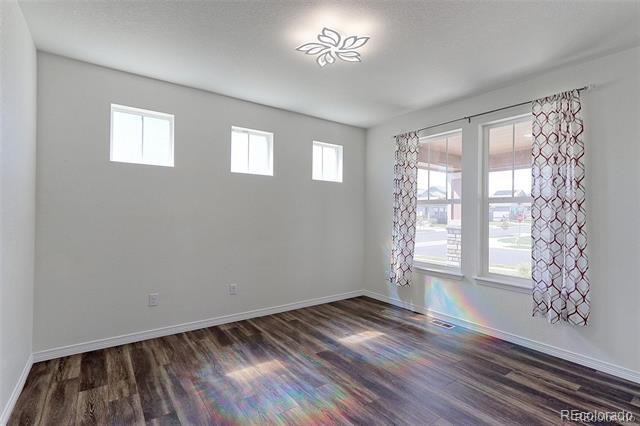 Building Photo - 520 176th Ave