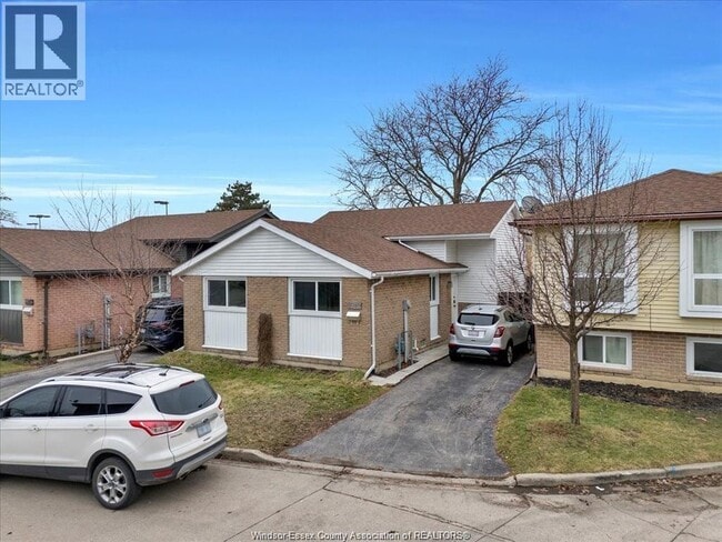 Building Photo - 9940 Forest Glade Ct