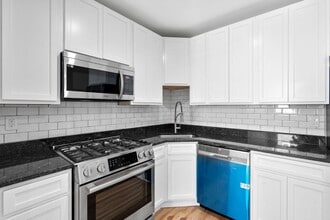 Building Photo - 2524 E Fayette St