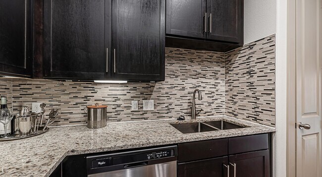 Photo - 1 Bed W/ Luxury and Style! Apartment