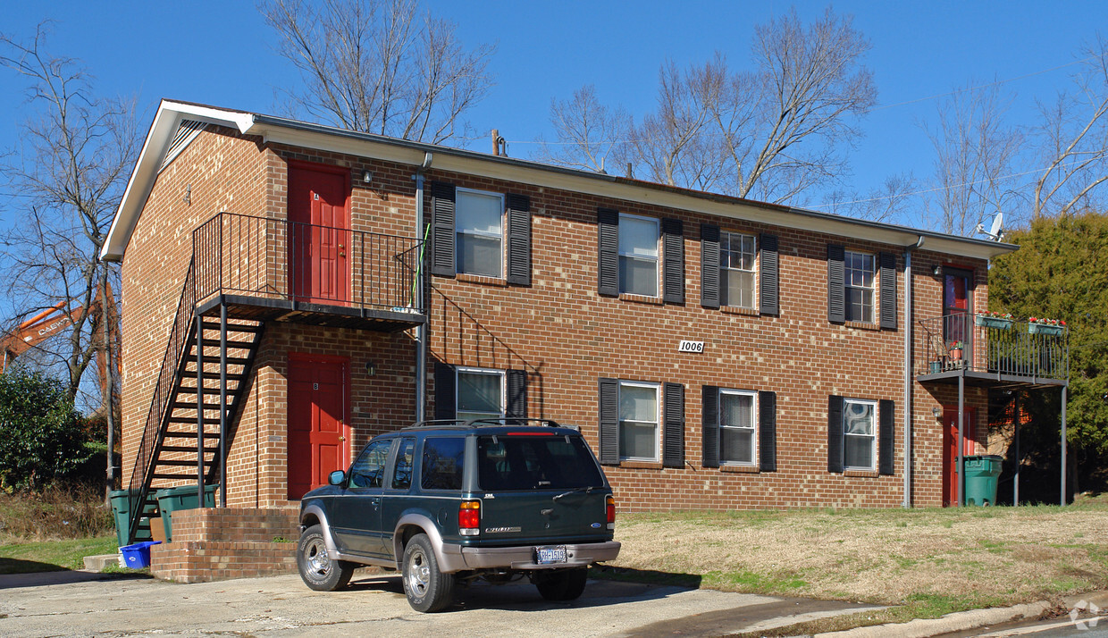 Primary Photo - 1006 Cornell St