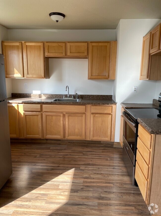 Building Photo - 1613 NE 81st Ave