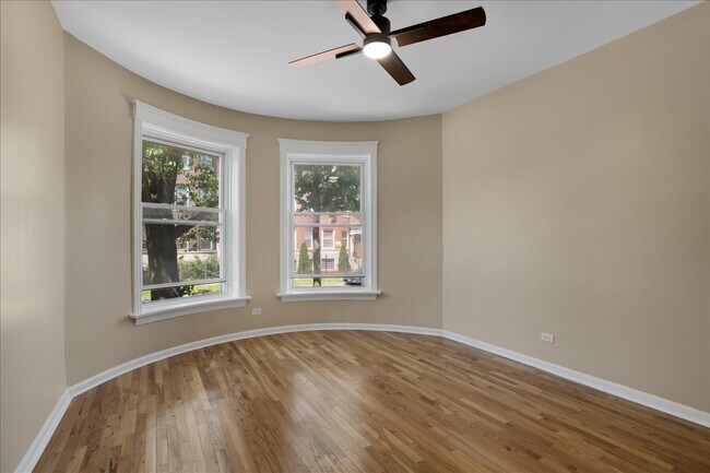 Building Photo - 4721 S St Lawrence Ave