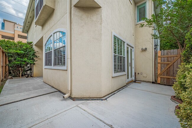 Foto del edificio - 5302 Fayette St