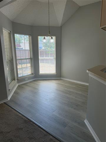 Building Photo - 1427 Shadow Run