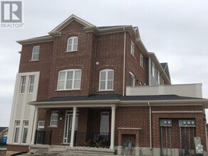 Building Photo - 22-22 Spring Creek Dr