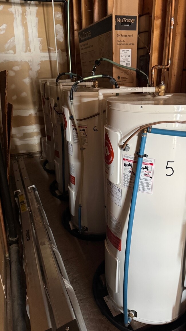 Building Photo - 648 Everard H Daigle Boul