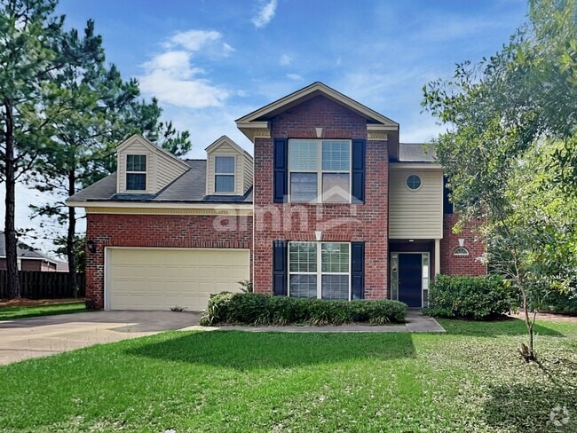 Building Photo - 210 Pine Forest Ln