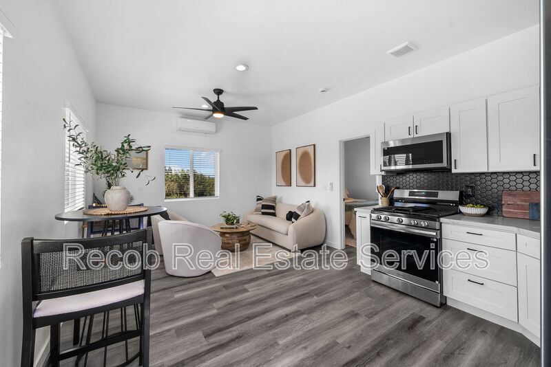 Foto principal - 5106-5116 69th St